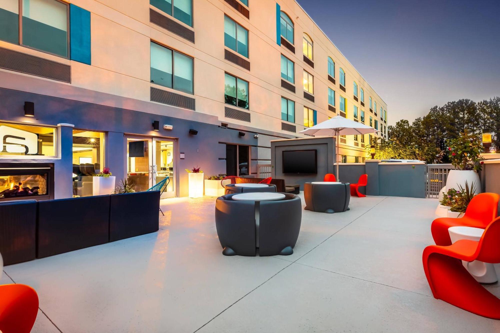 Aloft Columbia Harbison Hotel Eksteriør billede